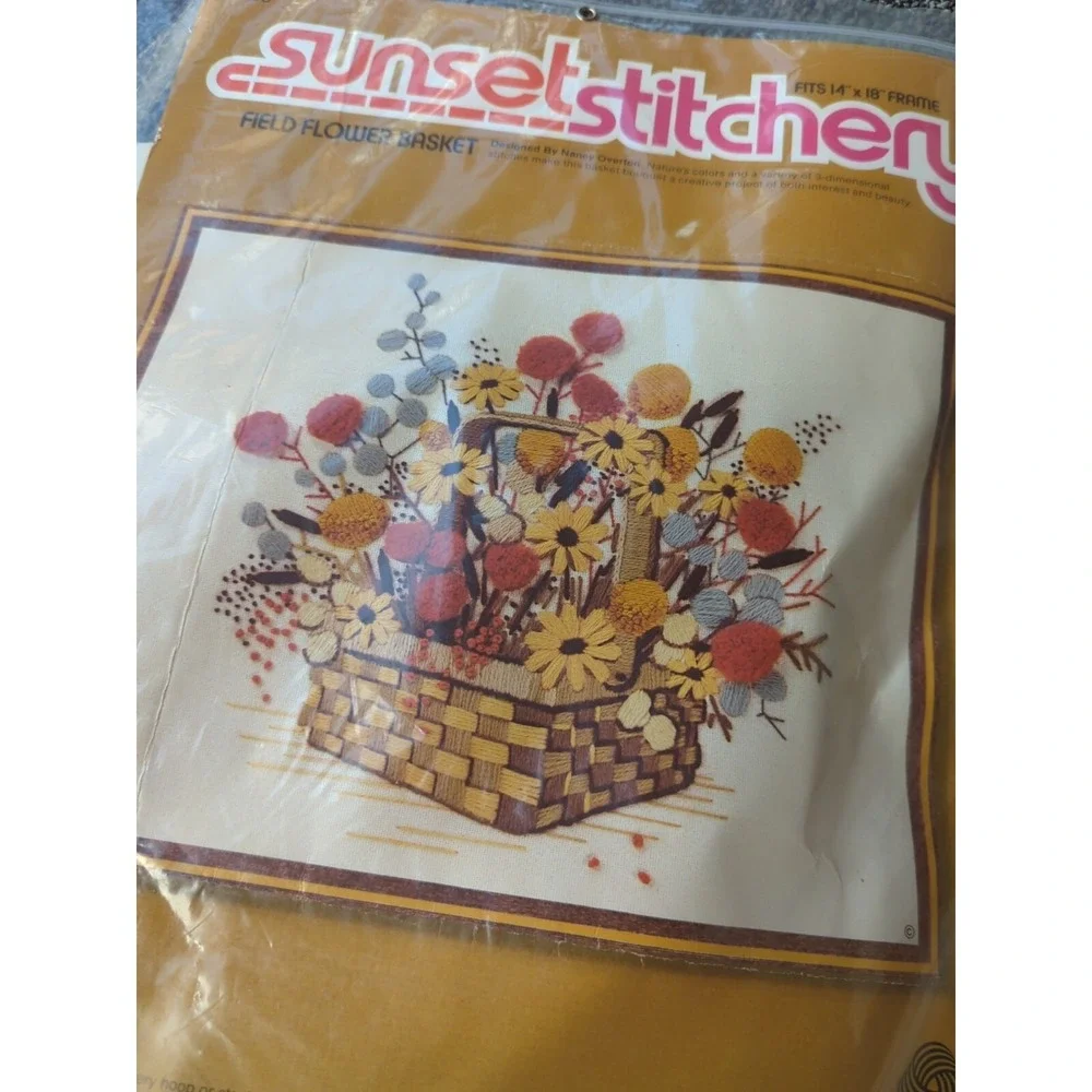 Vintage SUNSET Needlepoint STITCH Kit FIELD FLOWER BASKET Frame Size 14‎ X 18